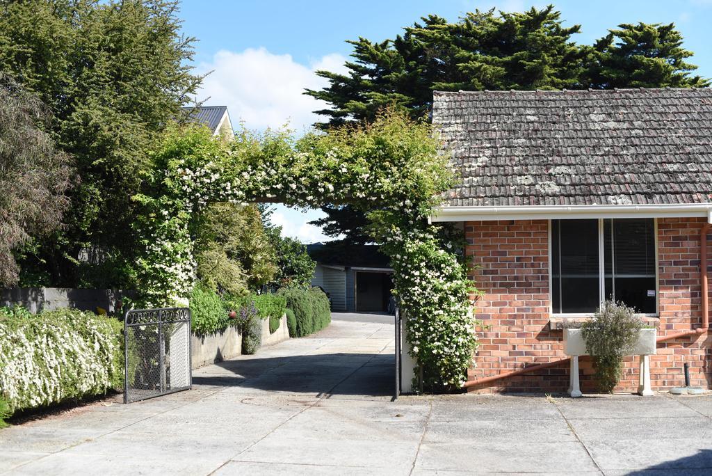 Trevallyn House B & B Riverside Esterno foto