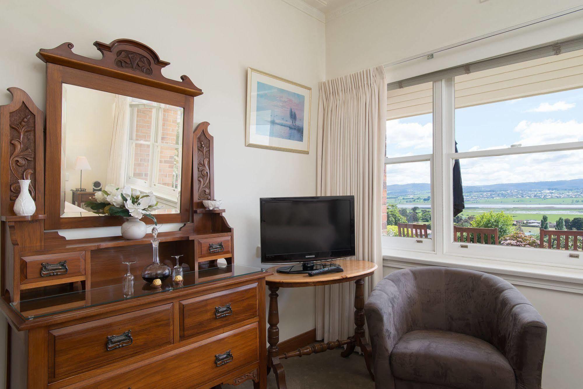 Trevallyn House B & B Riverside Esterno foto